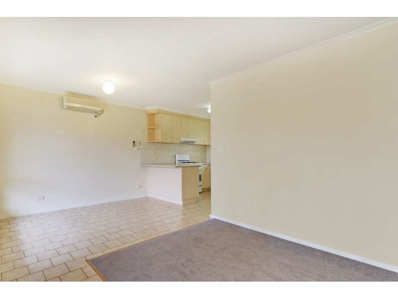 2/242A Raglan Street, Sale VIC 3850
