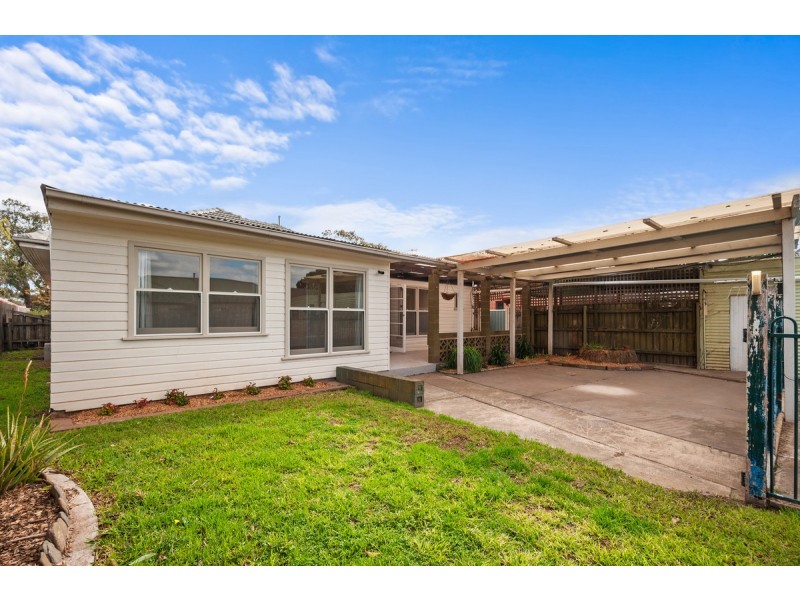 110 Barkly Street, Sale VIC 3850
