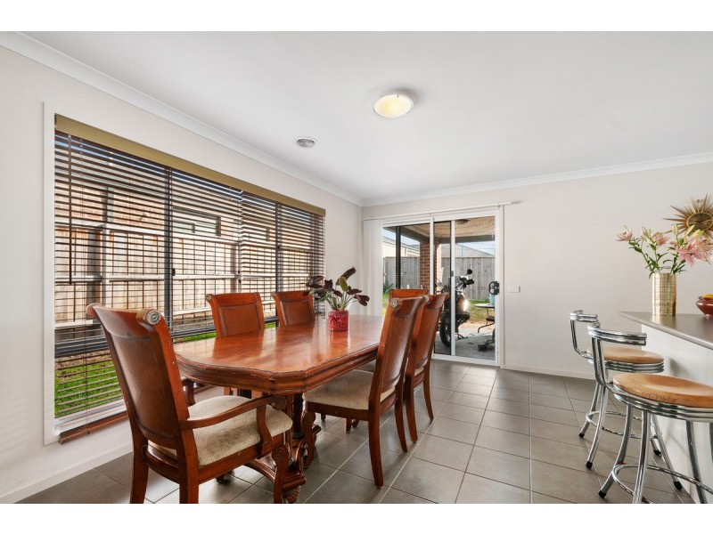 38 Woondella Boulevard, Sale VIC 3850