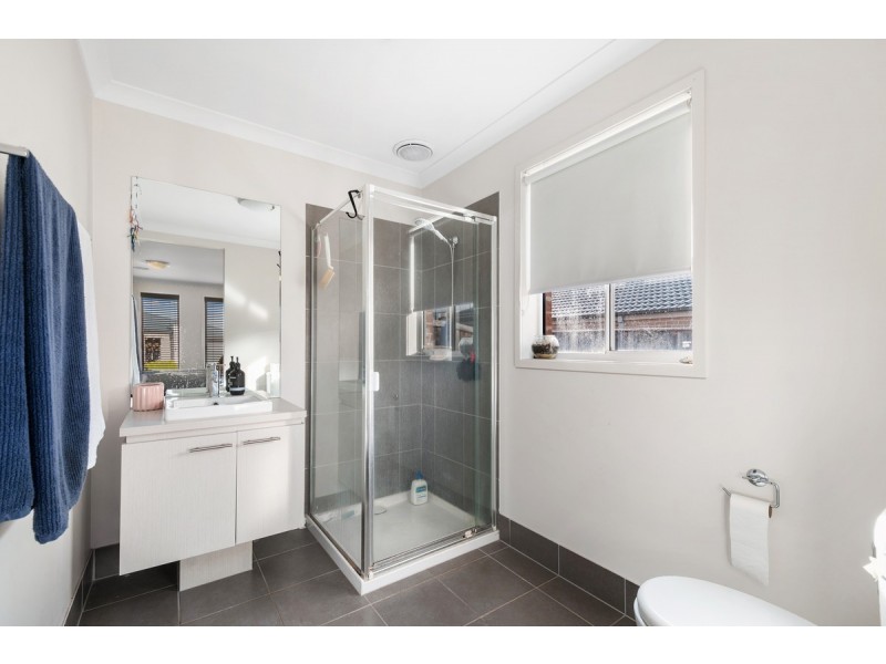 38 Woondella Boulevard, Sale VIC 3850