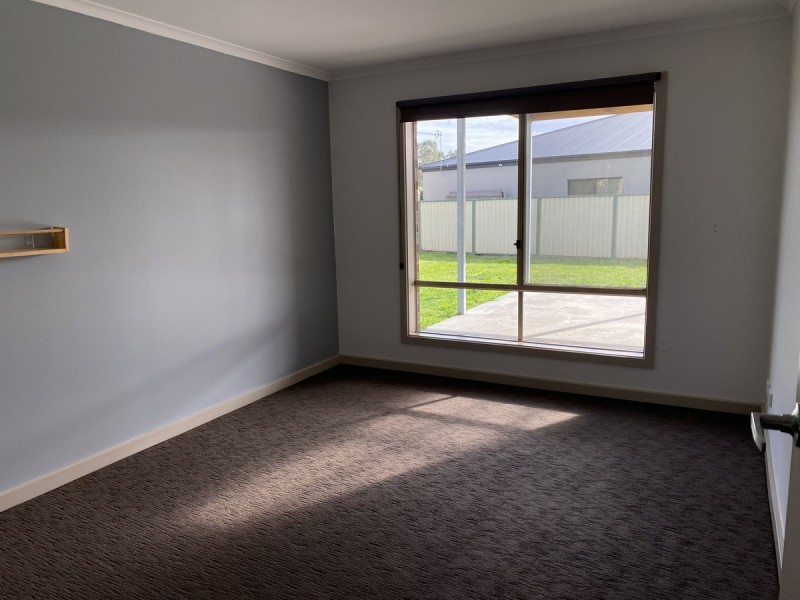 7 Gilchrist Court, Stratford VIC 3862