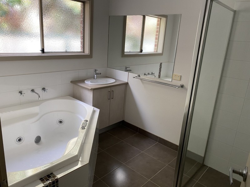 7 Gilchrist Court, Stratford VIC 3862