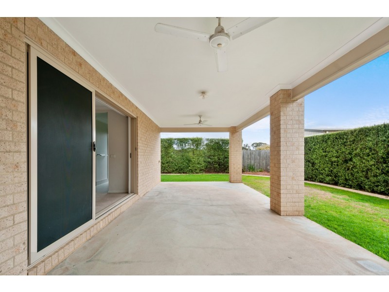 12 Stuart Place, Sale VIC 3850