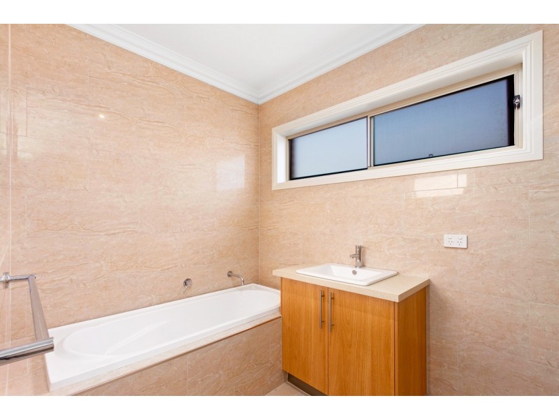 23 Mitchell Road, Stratford VIC 3862