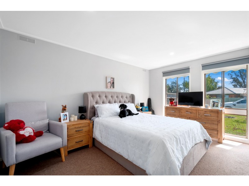 6 McDonald Court, Sale VIC 3850