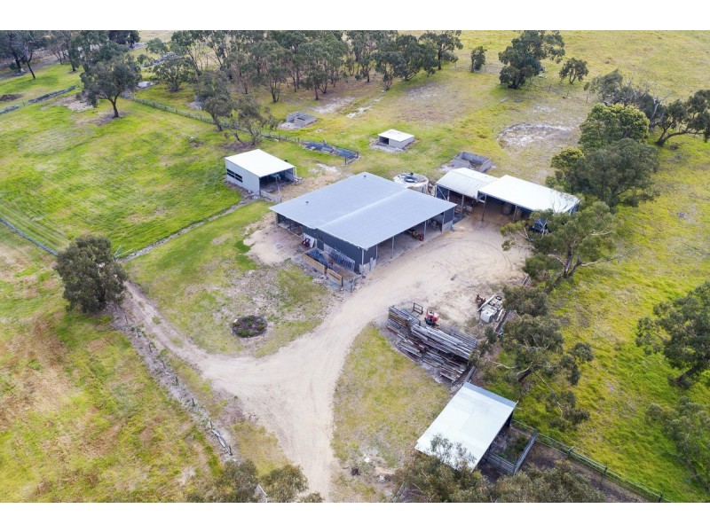 456 Carrs Creek Road, Longford VIC 3851