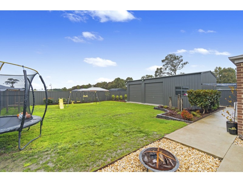 18 Killeen Street, Stratford VIC 3862