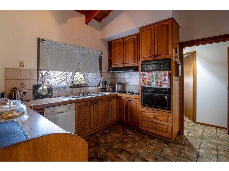 11 Boyces Road, Cobains VIC 3851