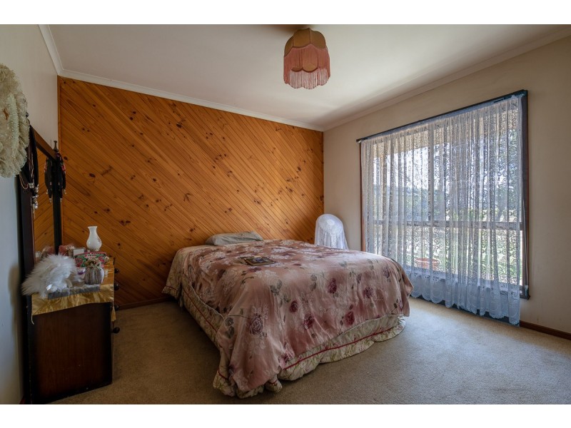 11 Boyces Road, Cobains VIC 3851