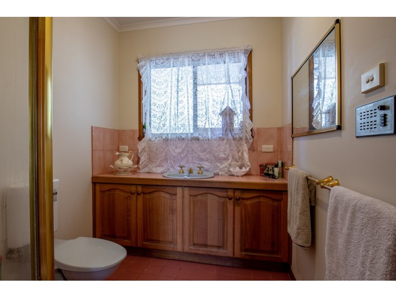 11 Boyces Road, Cobains VIC 3851