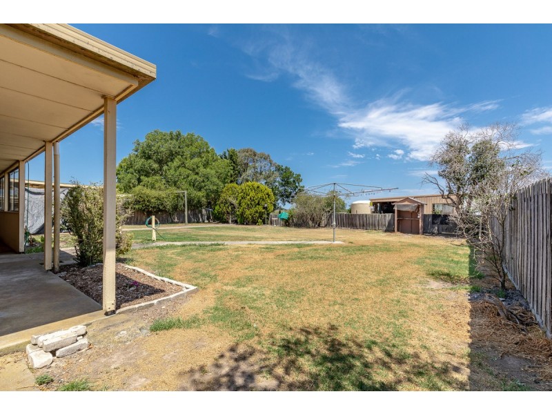 11 Boyces Road, Cobains VIC 3851