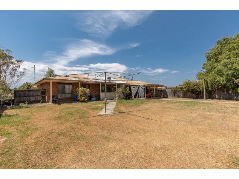 11 Boyces Road, Cobains VIC 3851