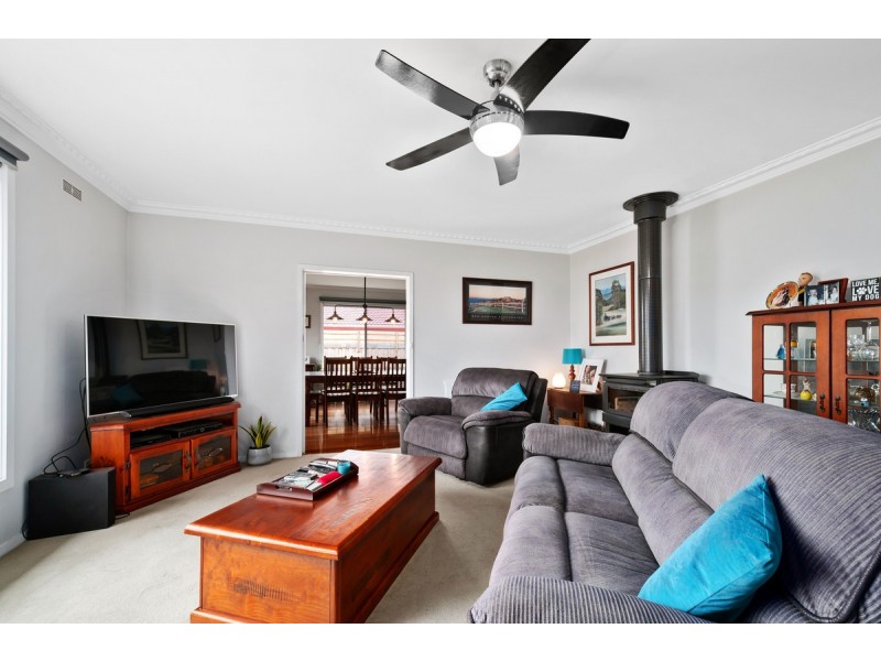 16 Jones Street, Stratford VIC 3862