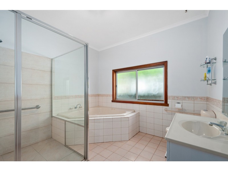84 Raglan Street, Sale VIC 3850