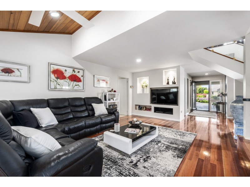 11 Nest Court, Sale VIC 3850