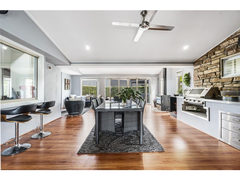 11 Nest Court, Sale VIC 3850