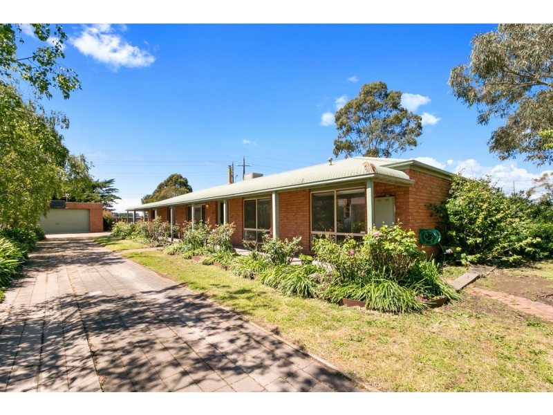 11 Melaleuca Court, Sale VIC 3850