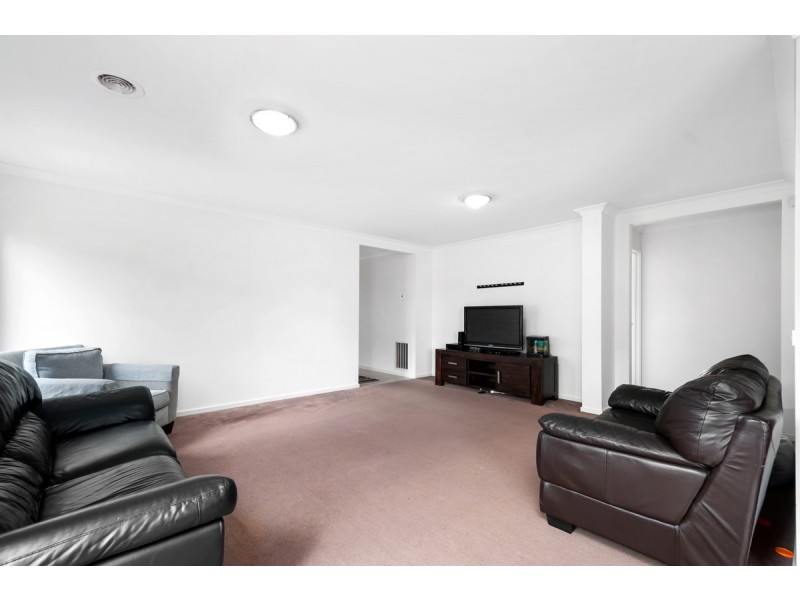 11 Ruthberg Drive, Sale VIC 3850