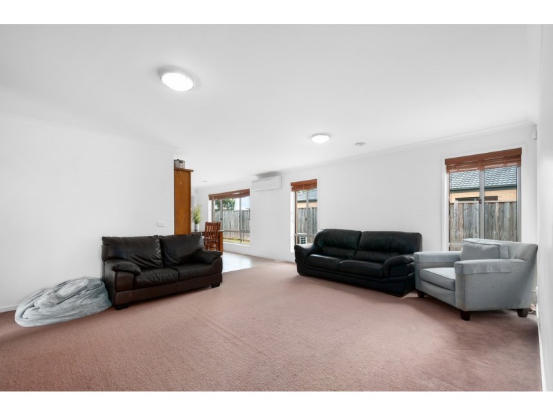 11 Ruthberg Drive, Sale VIC 3850