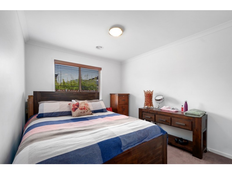 11 Ruthberg Drive, Sale VIC 3850