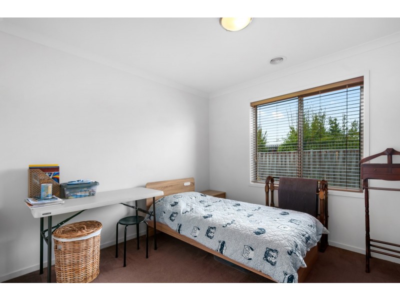 11 Ruthberg Drive, Sale VIC 3850