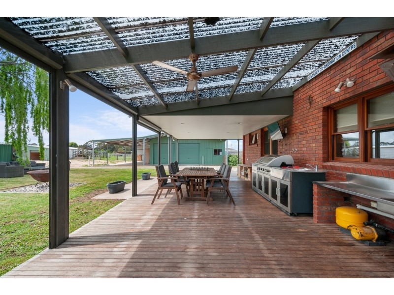 327 Dawson Street, Sale VIC 3850