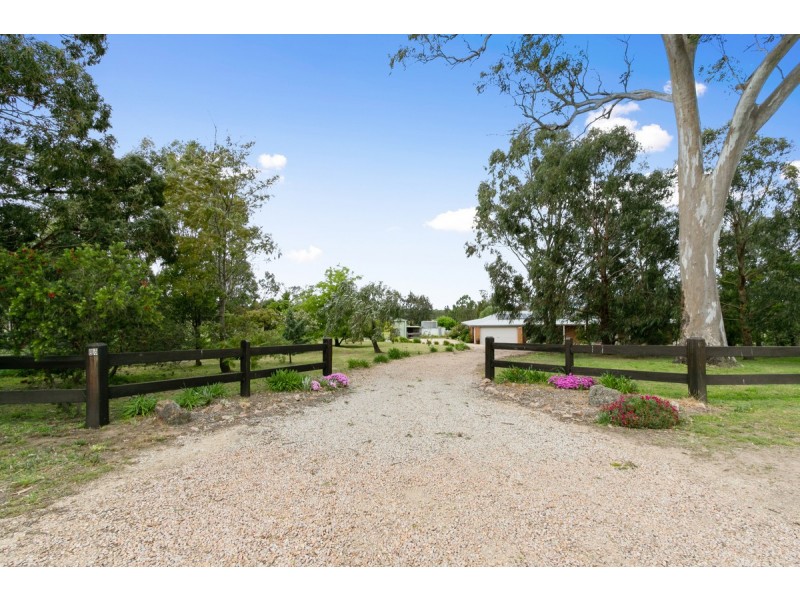 86 Gooch Road, Stratford VIC 3862
