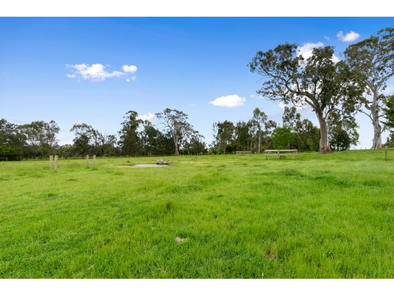 86 Gooch Road, Stratford VIC 3862