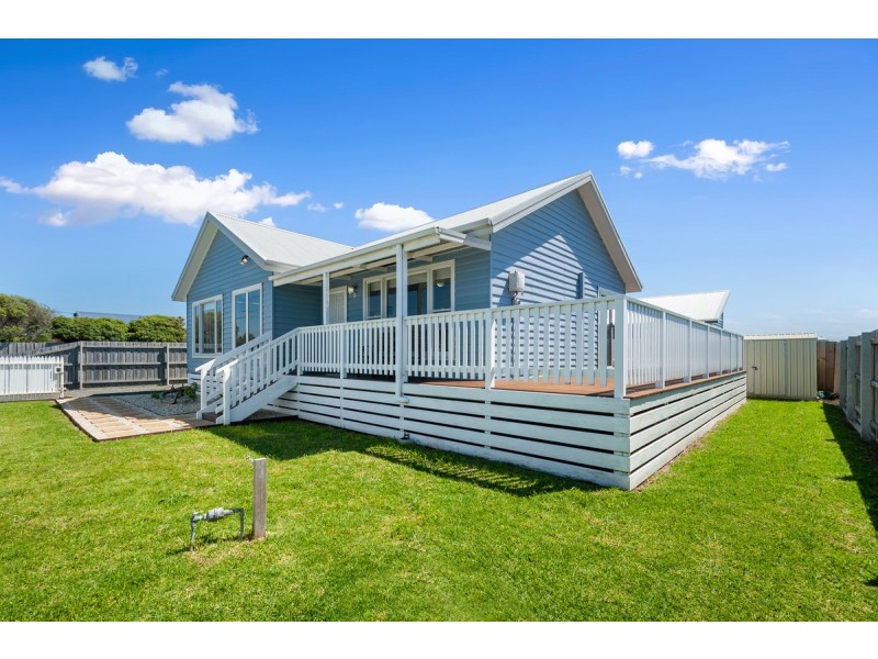 19A Centre Road, Seaspray VIC 3851