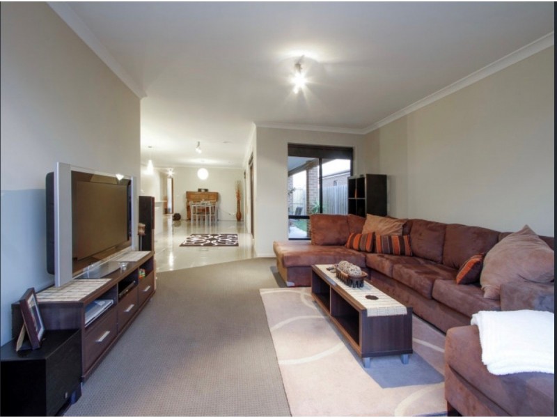 6 Mia Street, Sale VIC 3850