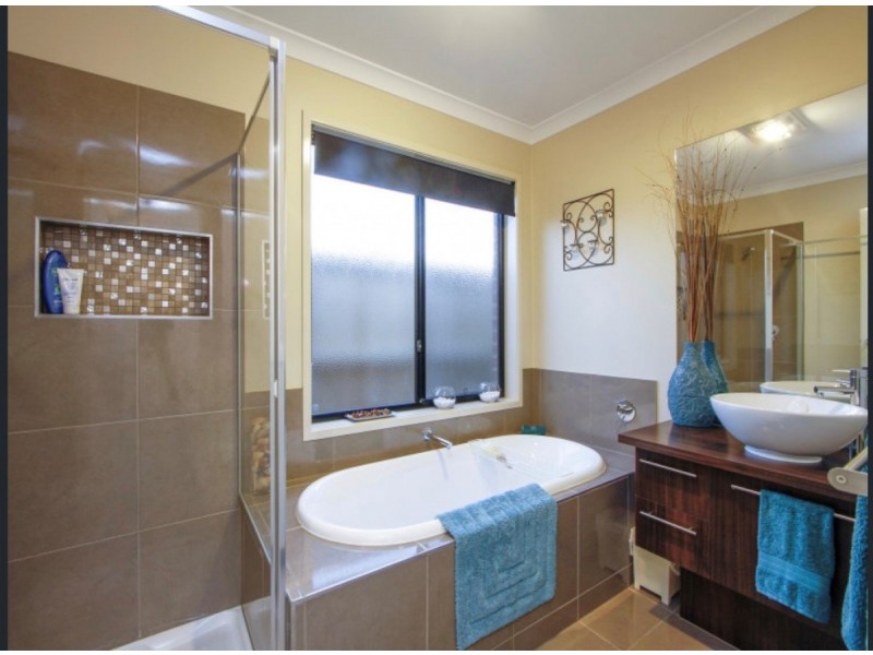 6 Mia Street, Sale VIC 3850