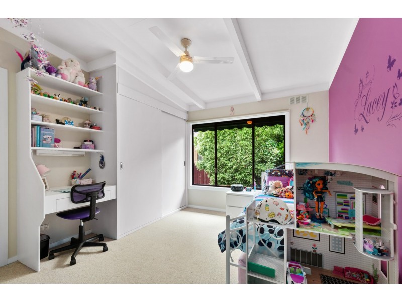 6 Vaughan Street, Stratford VIC 3862