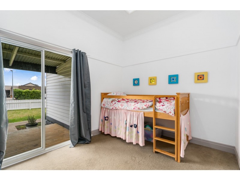 14 Loughnan Court, Wurruk VIC 3850