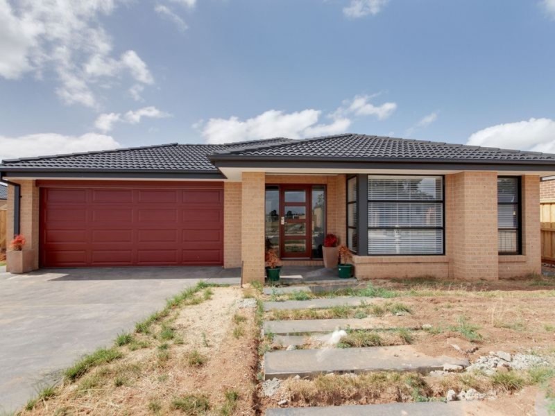 24 Ruthberg Drive, Sale VIC 3850