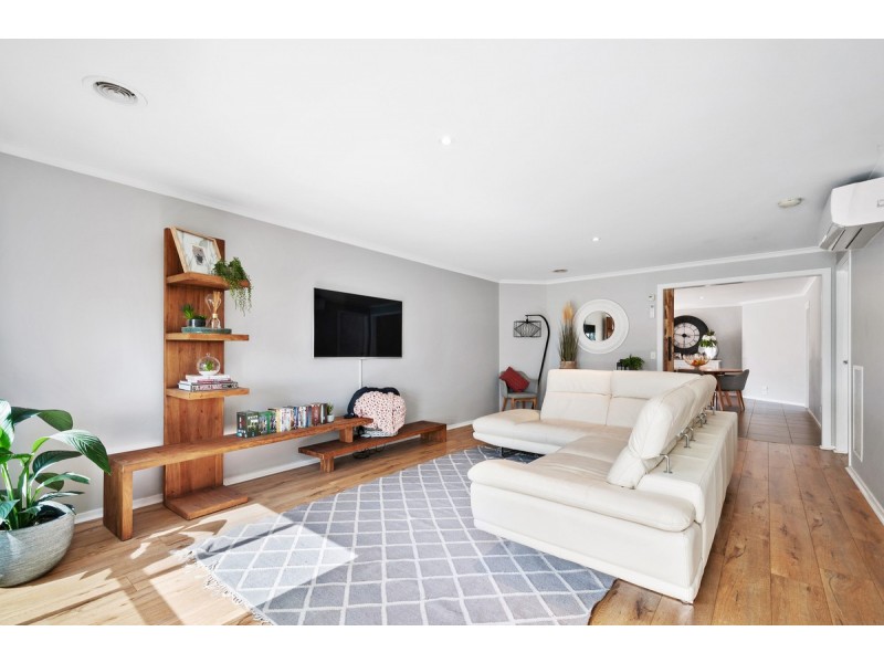 18 Dryden Place, Sale VIC 3850