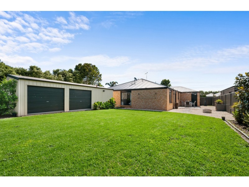 18 Dryden Place, Sale VIC 3850