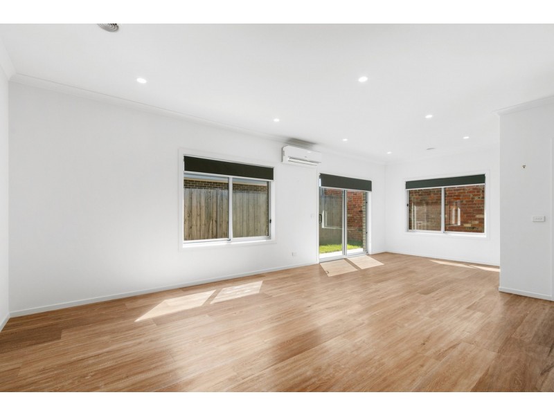 2 Lapwing Lane, Sale VIC 3850