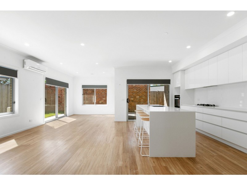 2 Lapwing Lane, Sale VIC 3850
