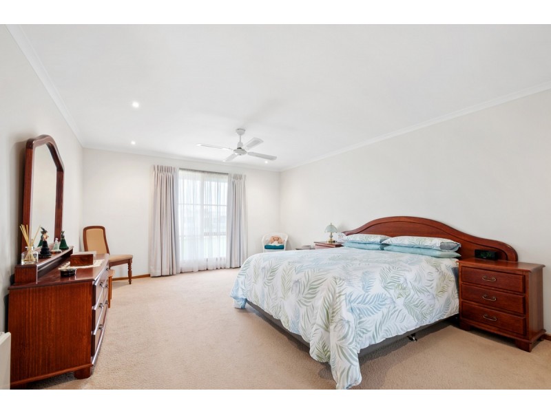 5-9 Ellen Avenue, Seaspray VIC 3851