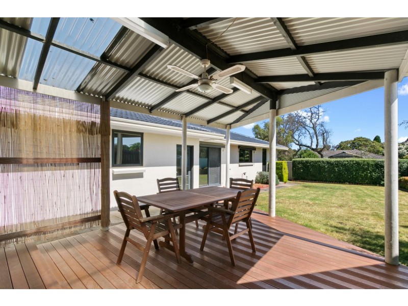 3 Canopus Court, Sale VIC 3850