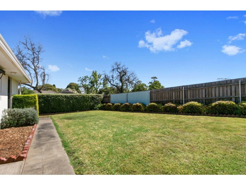 3 Canopus Court, Sale VIC 3850