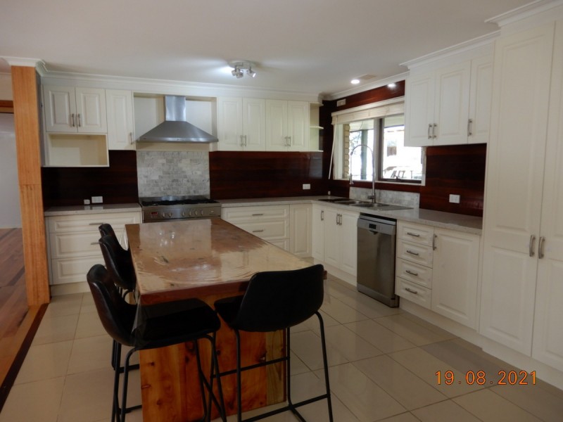 6068 South Gippsland Highway, Longford VIC 3851
