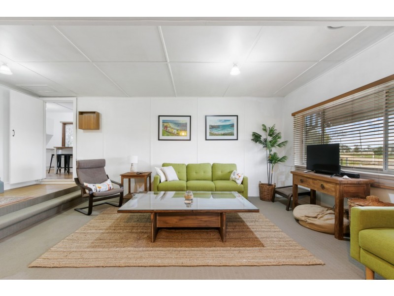 28 Ellen Avenue, Seaspray VIC 3851