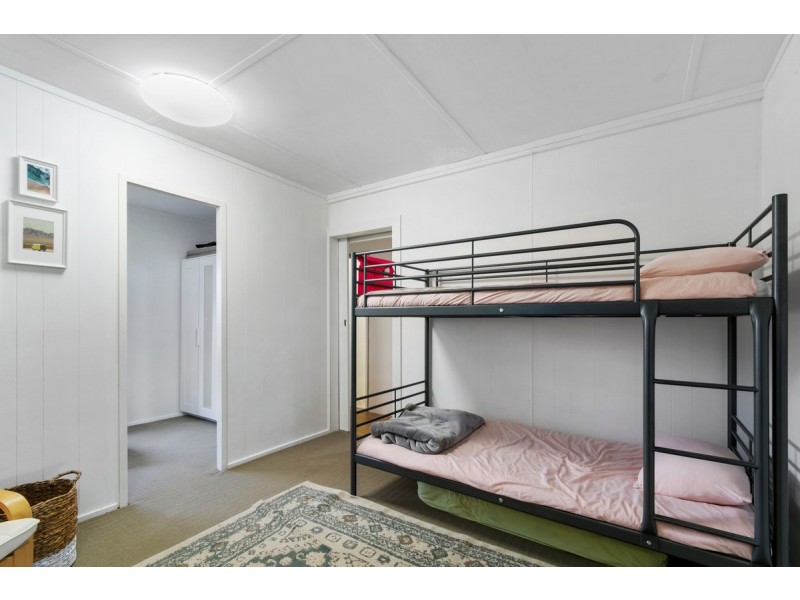 28 Ellen Avenue, Seaspray VIC 3851