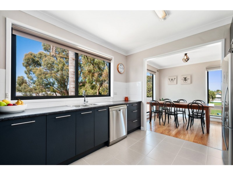32 Fitzroy Street, Stratford VIC 3862