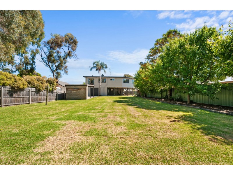 32 Fitzroy Street, Stratford VIC 3862