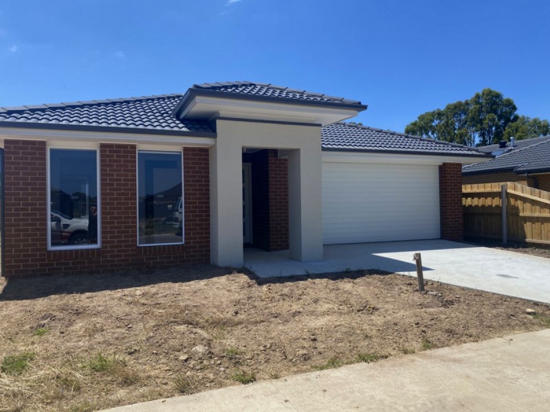 51 Peters Drive, Stratford VIC 3862