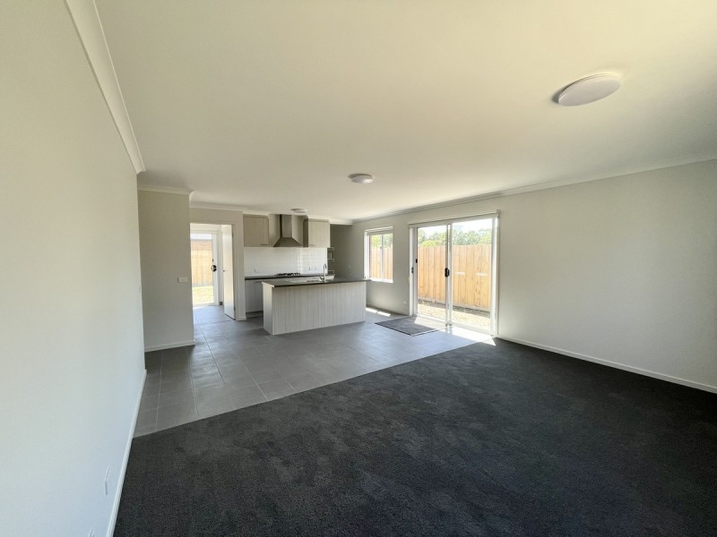 51 Peters Drive, Stratford VIC 3862