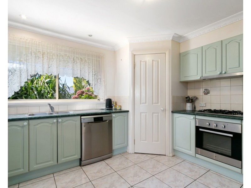 32 Mark Avenue, Sale VIC 3850