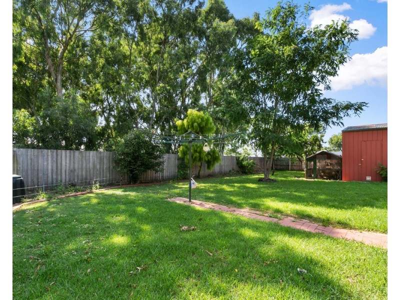 32 Mark Avenue, Sale VIC 3850